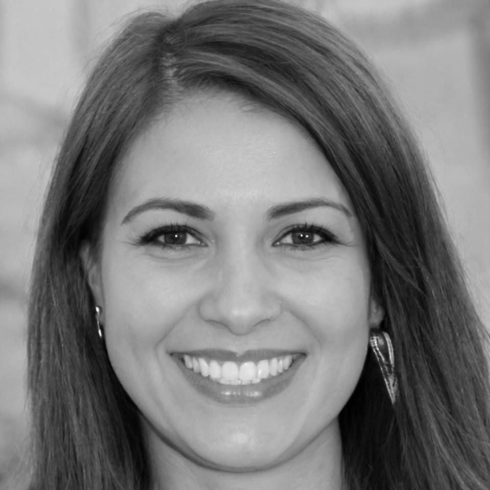 Элоди Верне — специалист по финансовому планированию